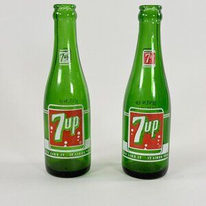 Vintage 7Up Bottles 1955 Indian Glass 7oz & 1976 Anchor Hocking